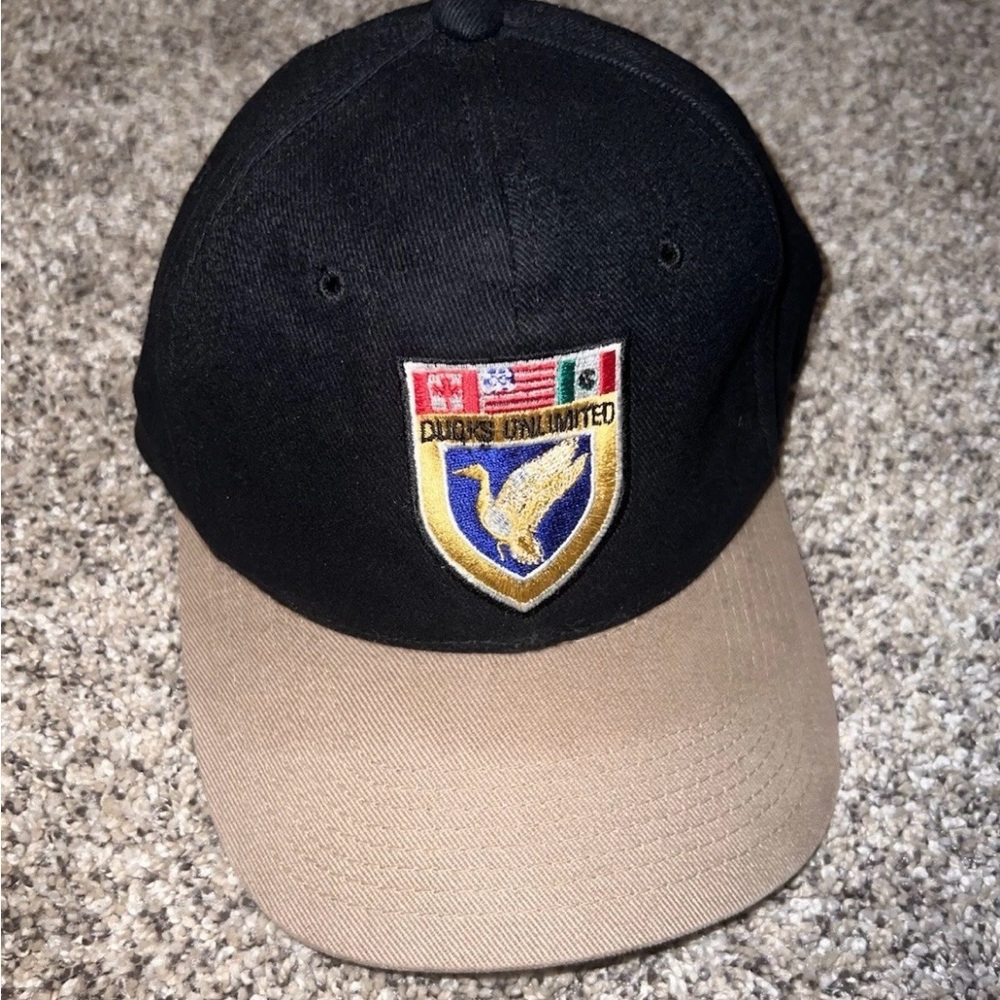 Vintage Ducks Unlimited Embroidered Shield Hat Duck Logo Cap Strapback